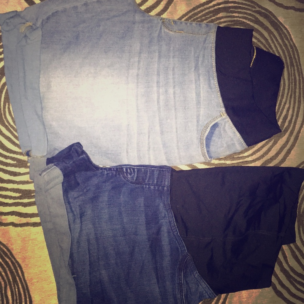 Maternity shorts